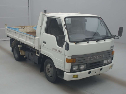 1993 Toyota Dyna Truck BU66D[2]