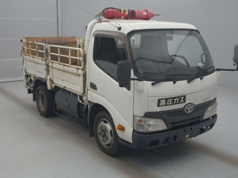 2012 Toyota Dyna Truck BZU600[2]