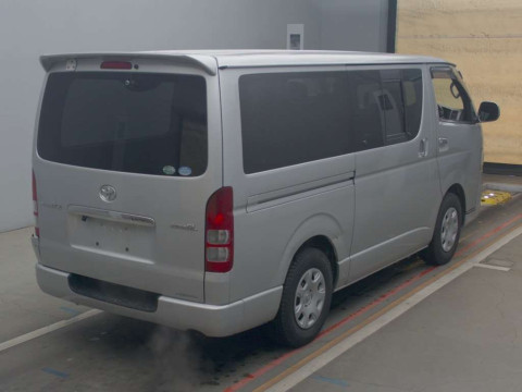 2010 Toyota Regiusace Van TRH200V[1]