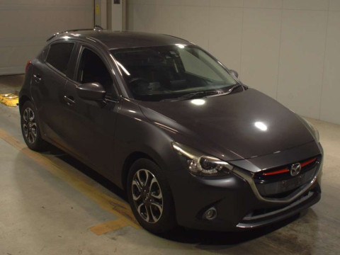 2014 Mazda Demio DJ5FS[1]