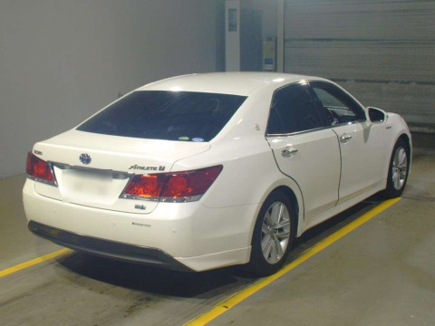 2014 Toyota Crown Hybrid AWS210[1]