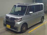 2018 Daihatsu Tanto Custom