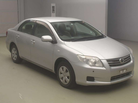 2010 Toyota Corolla Axio NZE141[2]