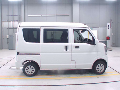 2024 Nissan Clipper Van DR17V[2]