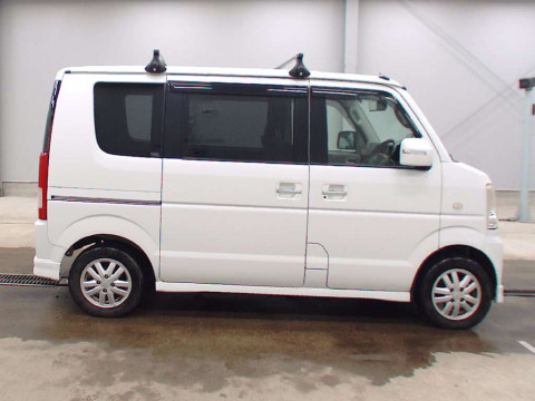 2009 Suzuki Every Wagon DA64W[2]