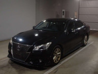 2014 Toyota Crown