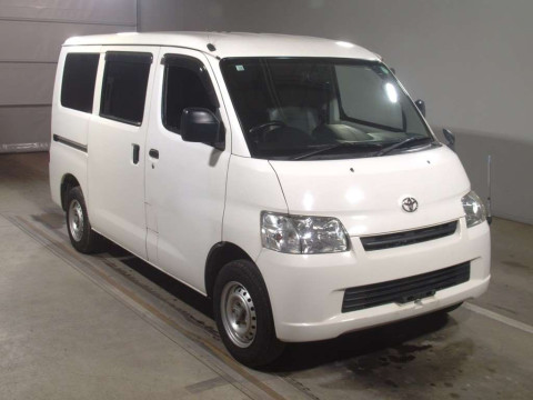 2018 Toyota Townace Van S402M[2]