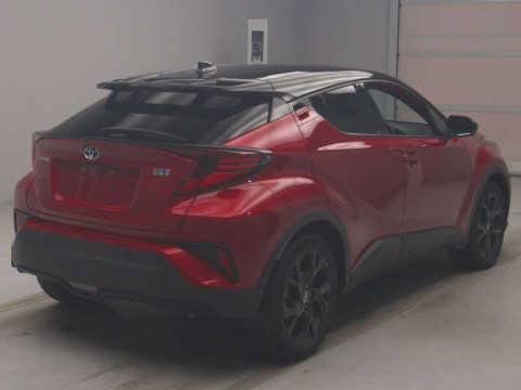 2021 Toyota C-HR ZYX11[1]