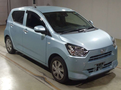 2018 Daihatsu Mira es LA350S[2]