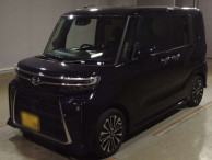 2023 Daihatsu Tanto Custom