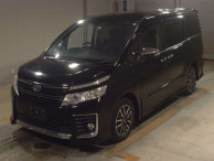 2015 Toyota Voxy