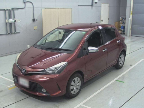 2015 Toyota Vitz NSP130[0]