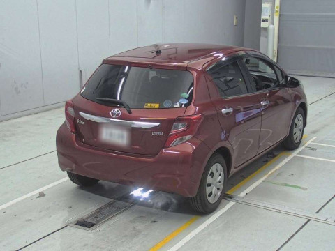 2015 Toyota Vitz NSP130[1]