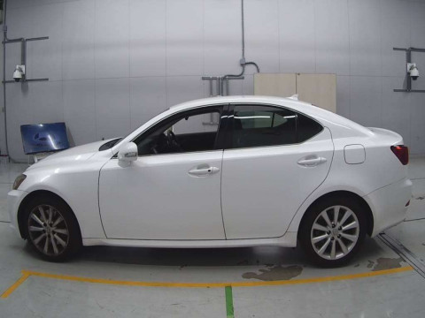 2008 Lexus IS GSE21[1]