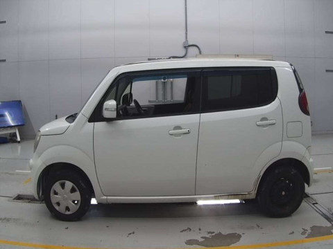 2012 Nissan Moco MG33S[1]