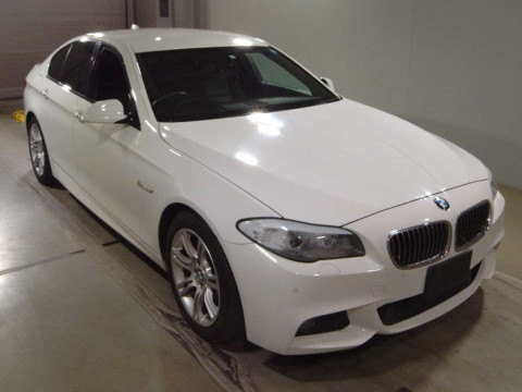 2013 BMW 5 Series XG20[2]