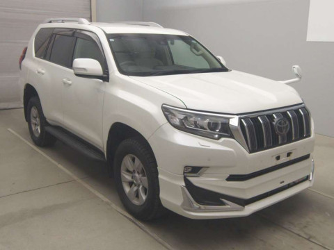 2017 Toyota Land Cruiser Prado GDJ150W[2]