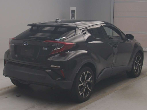 2018 Toyota C-HR ZYX10[1]