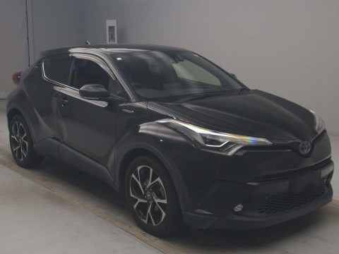 2018 Toyota C-HR ZYX10[2]