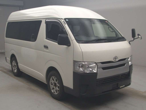 2015 Toyota Regiusace Van KDH201K[1]