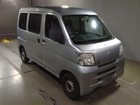 2015 Daihatsu Hijet Cargo S331V[2]