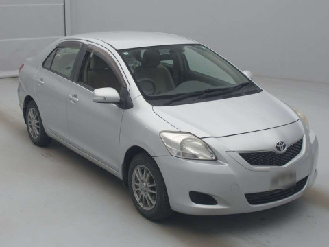 2011 Toyota Belta SCP92[2]