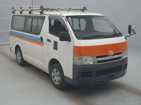 2007 Toyota Hiace Van KDH205V[2]