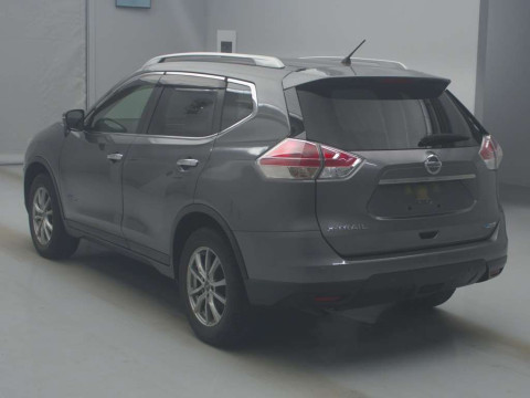 2015 Nissan X-Trail HNT32[1]