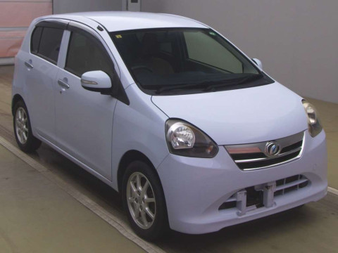 2012 Daihatsu Mira es LA300S[2]