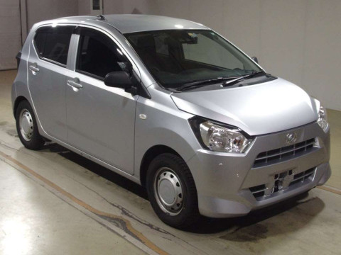 2020 Daihatsu Mira es LA350S[2]