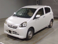 2013 Daihatsu Mira es