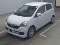 2014 Daihatsu Mira es