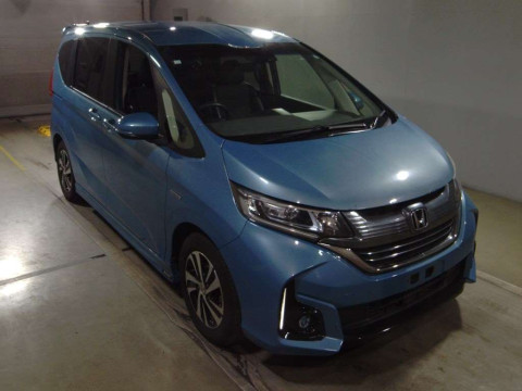 2016 Honda Freed Plus Hybrid GB7[2]