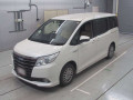2014 Toyota Noah