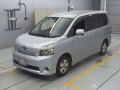 2007 Toyota Voxy