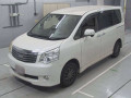 2012 Toyota Noah
