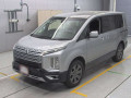 2021 Mitsubishi Delica D5