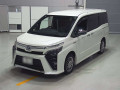 2017 Toyota Voxy