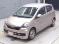 2016 Daihatsu Mira es