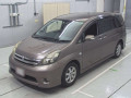 2010 Toyota Isis