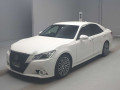 2014 Toyota Crown