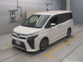 2017 Toyota Voxy