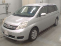 2012 Toyota Isis