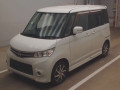 2012 Nissan Roox