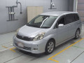 2005 Toyota Isis