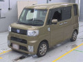 2016 Daihatsu Wake