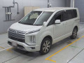 2019 Mitsubishi Delica D5