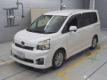 2010 Toyota Voxy