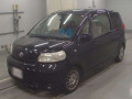 2004 Toyota Porte