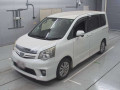2010 Toyota Noah
